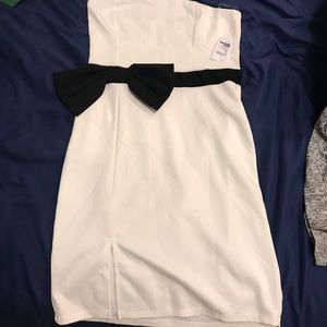 Strapless white dress (front to back)